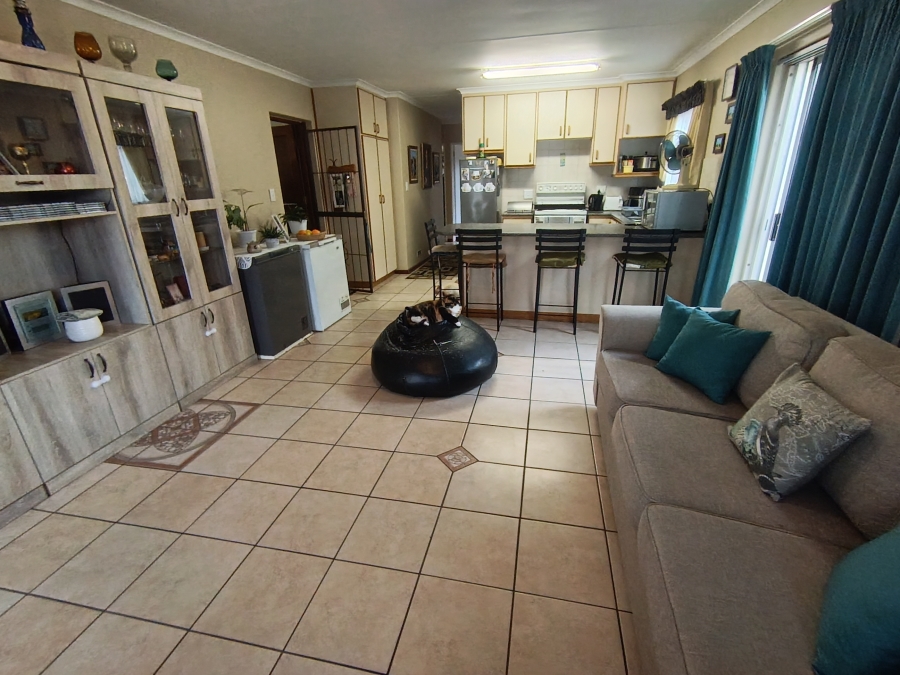 To Let 3 Bedroom Property for Rent in Onverwacht Western Cape
